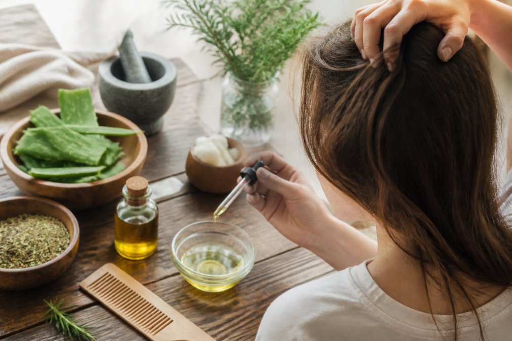 How to Fix Scalp Irritation Naturally